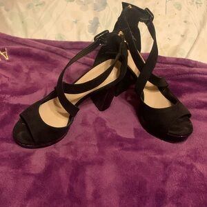 These are fairly worn LimeLight Heels
